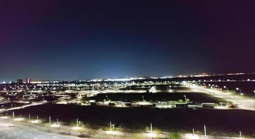 Riviera Incheon Airport Hotel Экстерьер фото